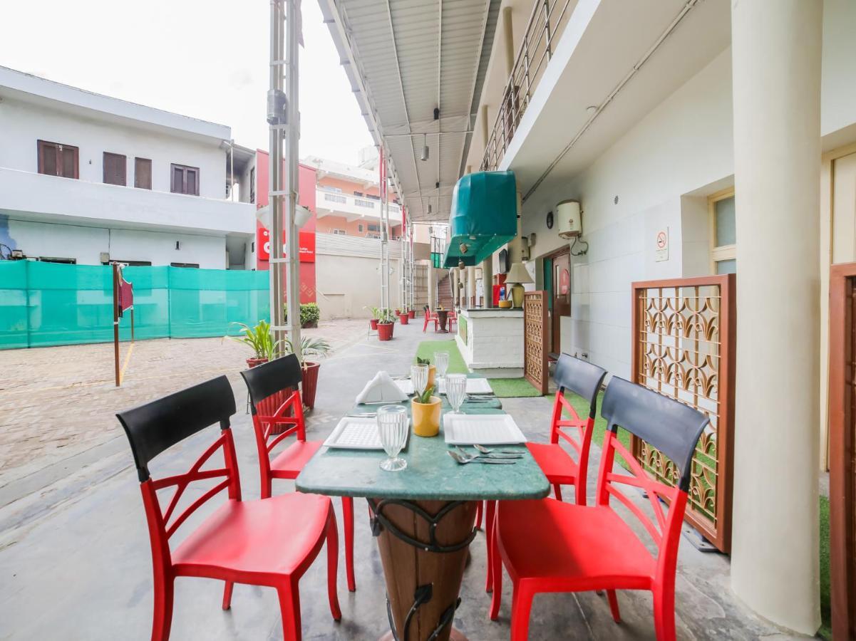 Capital O 10953 Dayal Lodge - A Boutique Hotel Agra  Bagian luar foto